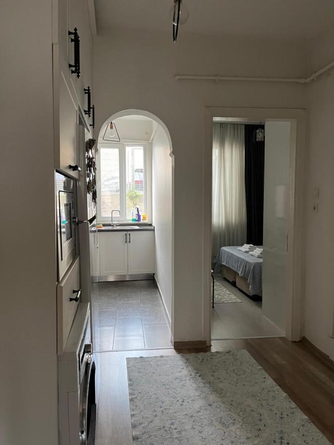 Centrally Located, 2+1 House In Taksim, Cihangir Istambul Exterior foto