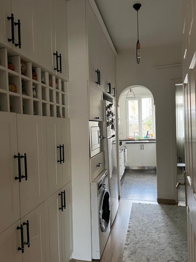 Centrally Located, 2+1 House In Taksim, Cihangir Istambul Exterior foto