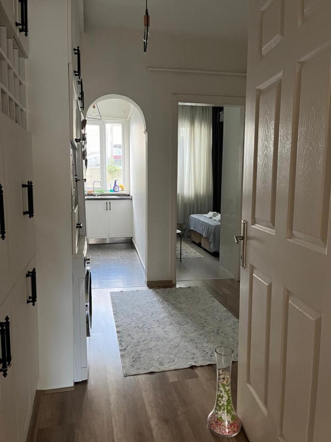 Centrally Located, 2+1 House In Taksim, Cihangir Istambul Exterior foto