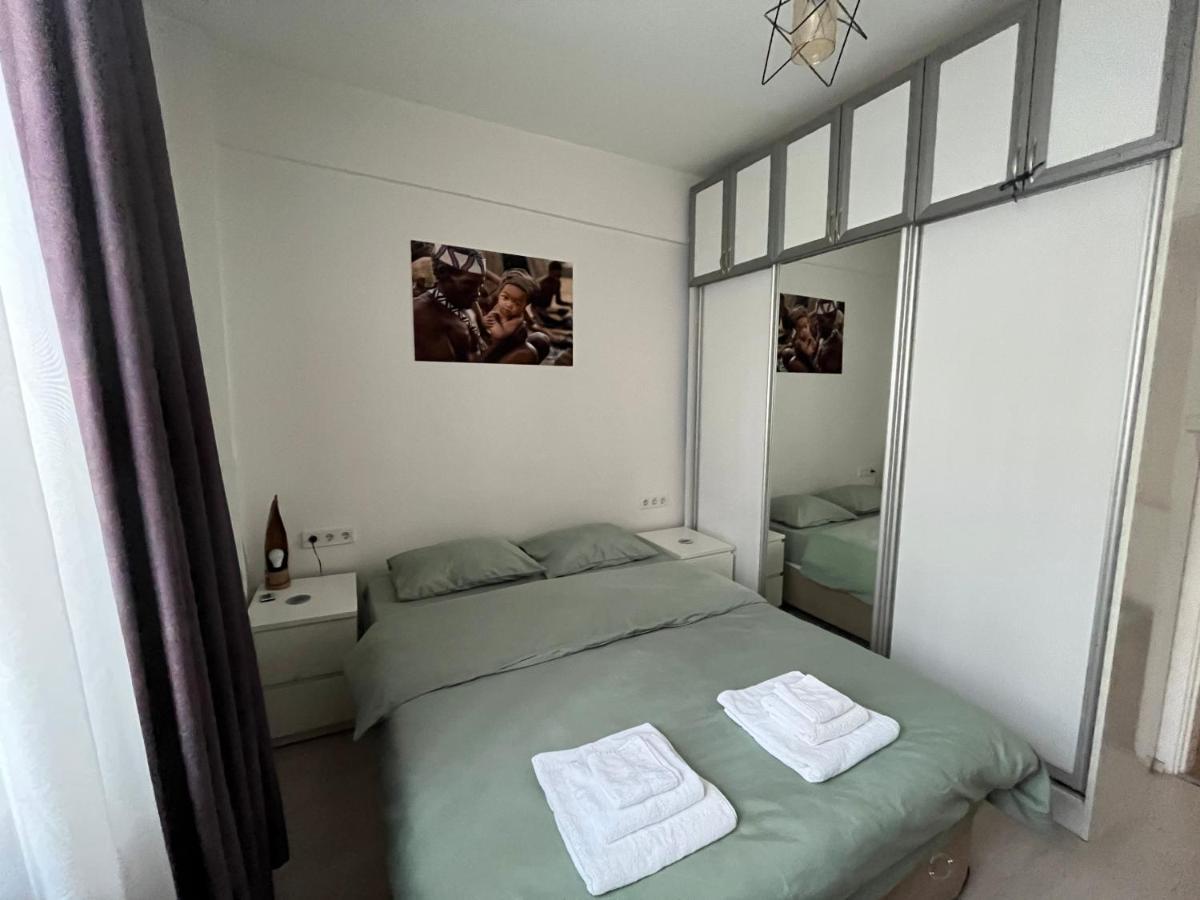 Centrally Located, 2+1 House In Taksim, Cihangir Istambul Exterior foto