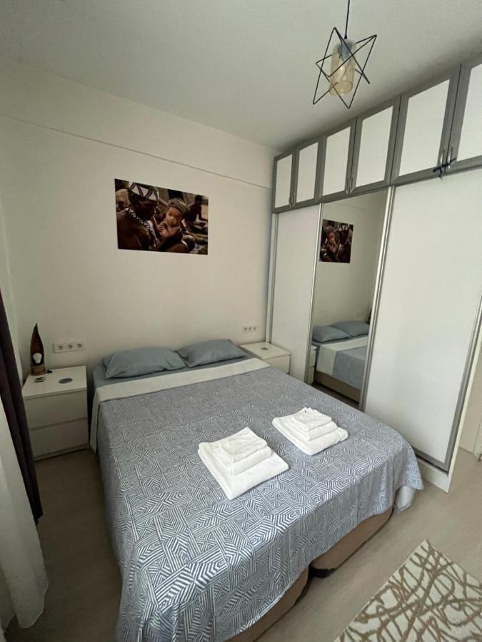 Centrally Located, 2+1 House In Taksim, Cihangir Istambul Exterior foto